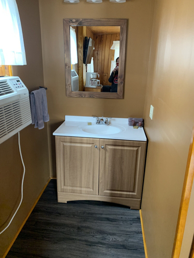 Bathroom 4, Adoba Hotel Naubinway, Mackinac