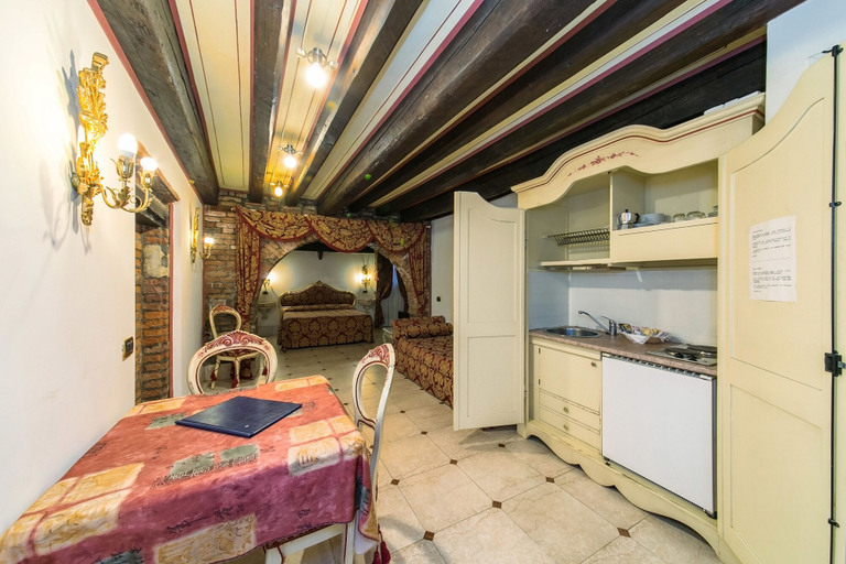 Bedroom 3, Pantalon Hotel, Venezia