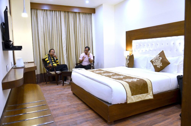 Bedroom 4, Hotel Seven Hills Tower, Agra