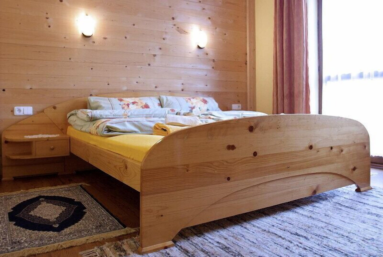 Bedroom 2, Penzion Lampaš, Poprad