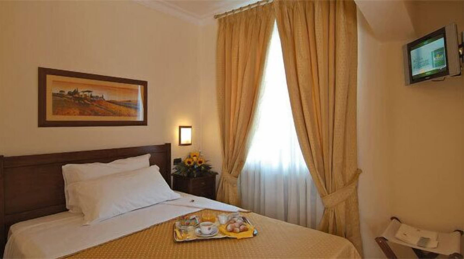 Bedroom 3, Buono Hotel, Napoli