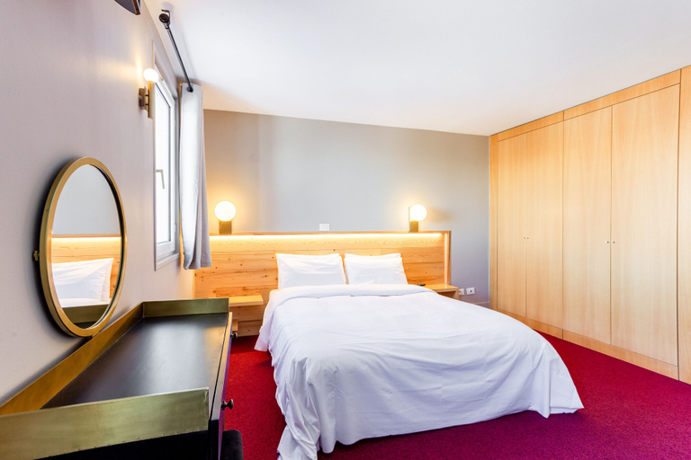Bedroom 3, hotel Turan, Isère