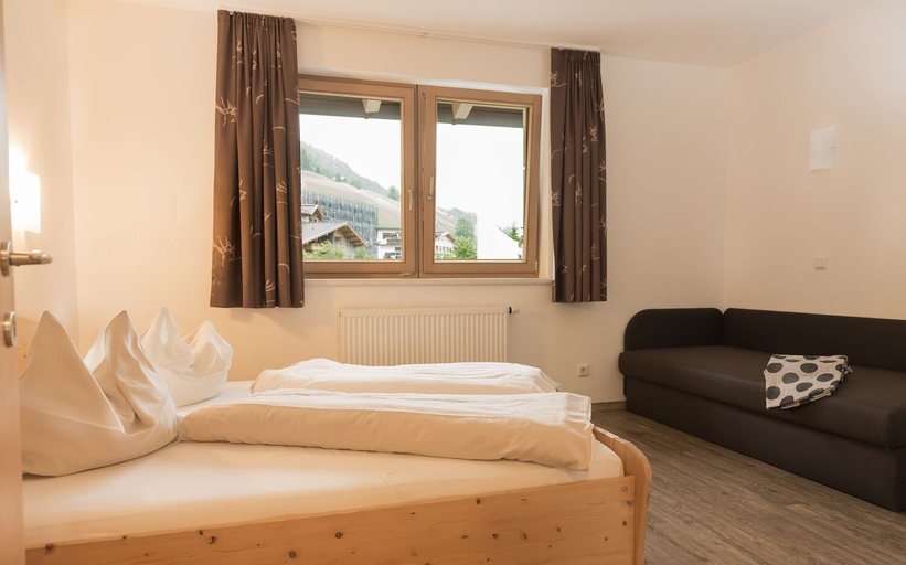 Bedroom 2, Appartments Am Bach, Schwaz