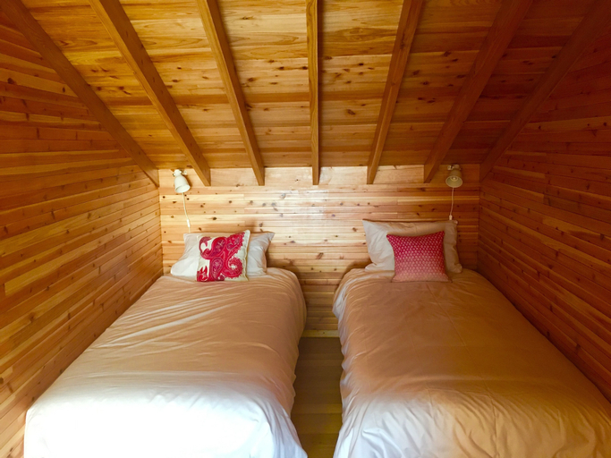 Bedroom 5, Porto Pim Bay, Horta