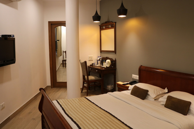 Bedroom 4, Hotel Park Residency, Delhi