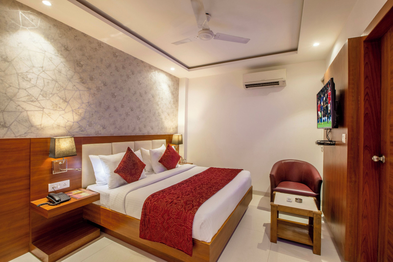 Bedroom 2, Hotel Arch Suites, Delhi