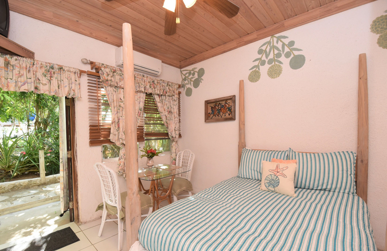 Bedroom 2, The Sugar Apple Lodging