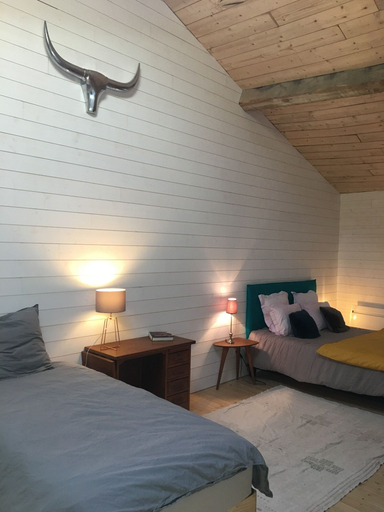 Bedroom 3, Le 25bis, Haute-Garonne