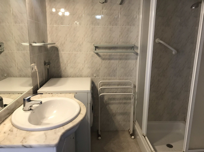 Bathroom 3, Apartamento Catalunya F-6, Girona