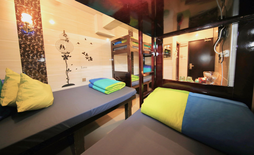 Bedroom 14