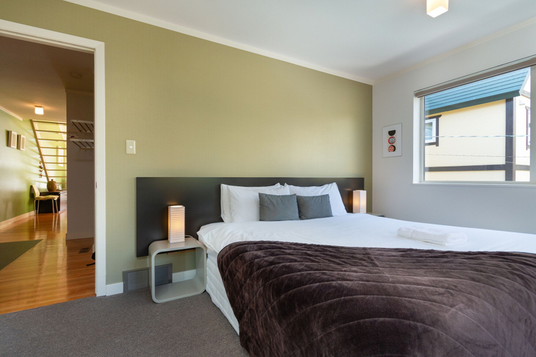 Bedroom 3, First Tracks by H2 Life, Kutchan