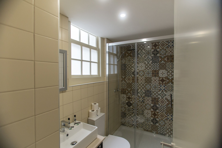 Bathroom 3, Picasso Suites Porto by Porto City Hosts, Porto