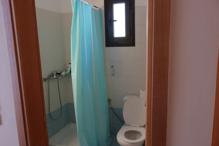 Bathroom 3, Michaela, Ionian Islands