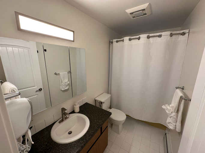 Bathroom 3, Stay Anchorage, Anchorage