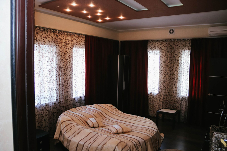 Others 5, VIP-Hotel, Water body