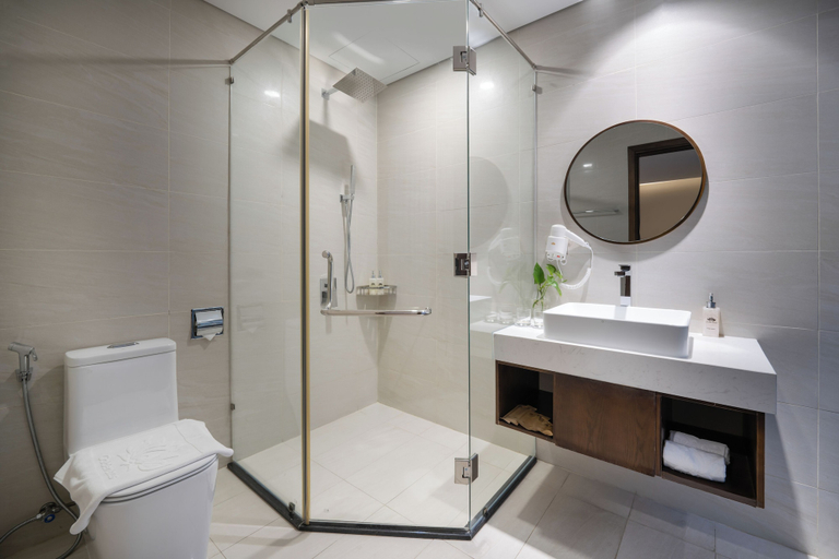 Bathroom 5, Golden Lotus Hotel Da Nang, Da Nang