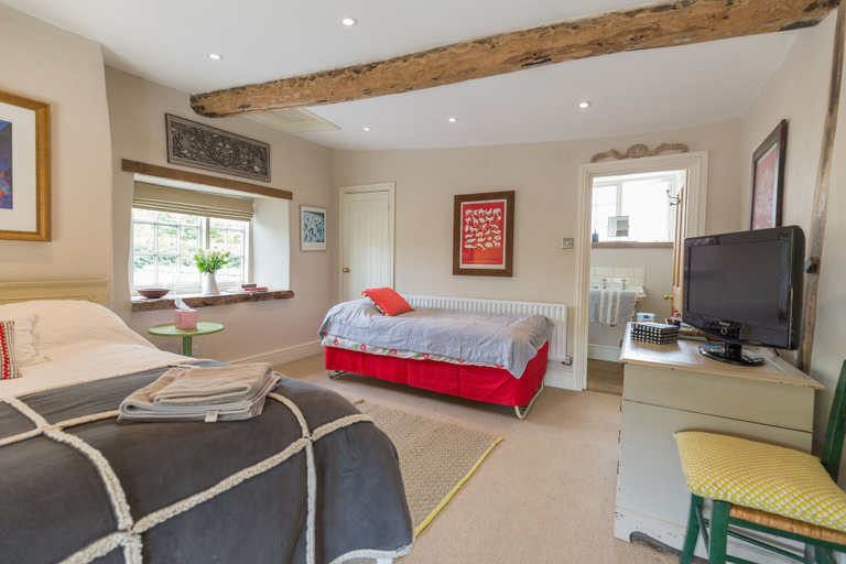 Bedroom 2, Church End Cottage, Milton Keynes