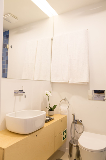 Bathroom 4, La Maison Ceuta, Porto