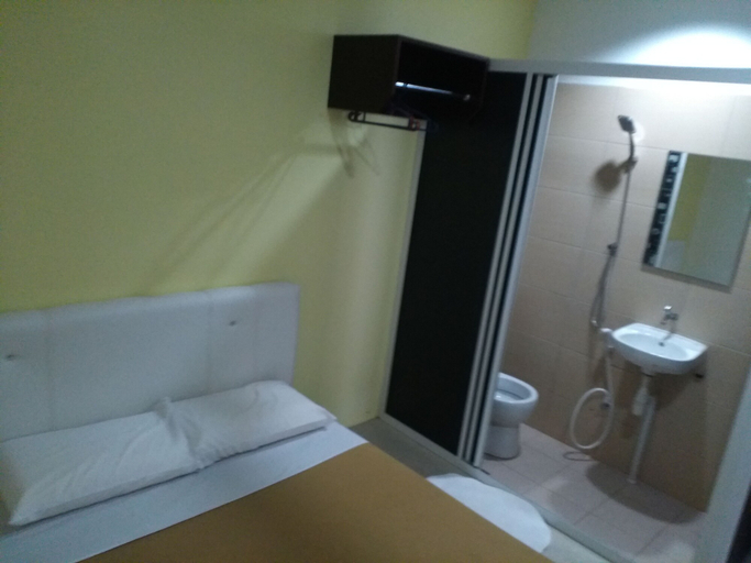 Bedroom 5, Motel TwoU, Kubang Pasu