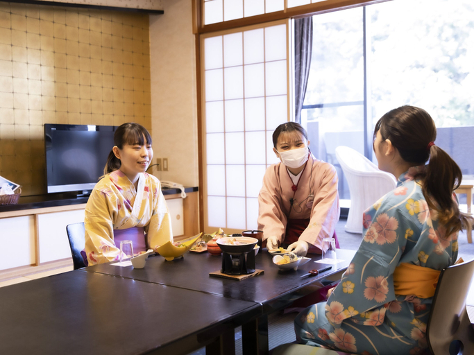 Food & Drinks 5, Hotel Yunomoto, Komono