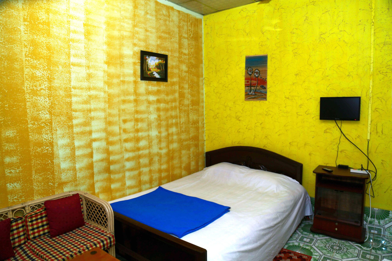Bedroom 3, Green Leaf Guest House, Moulvibazar