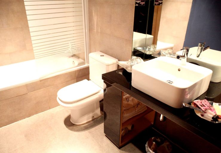 Bathroom 4, AB Design Suites, Madrid