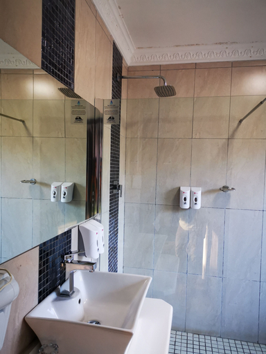 Bathroom 4, The Green Olive Guesthouse, Thabo Mofutsanyane