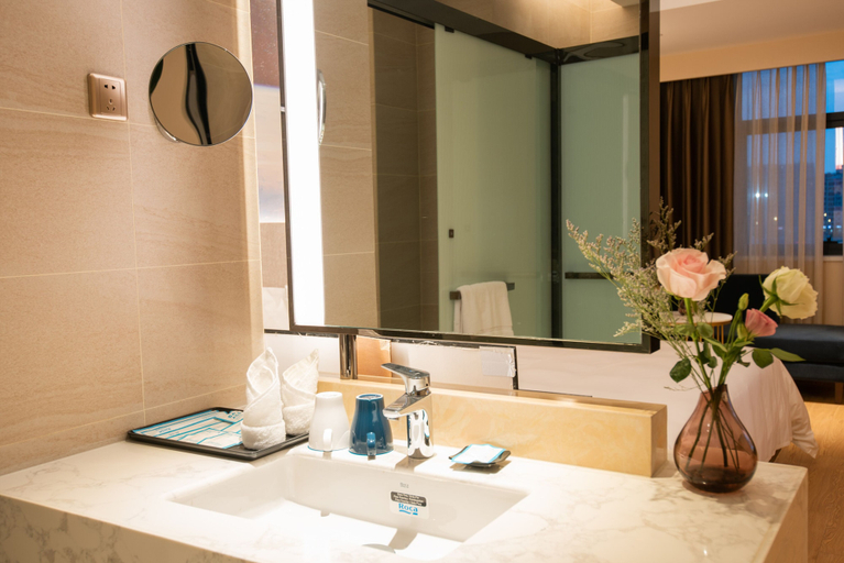 Bathroom 4, Upper Inn, Hangzhou