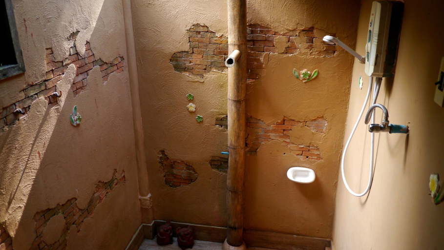 Bathroom 4, Pho Rak Nah Pai Guesthouse, Pai
