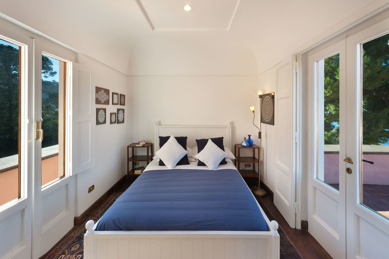 Bedroom 5, Capo Santa Fortunata, Napoli