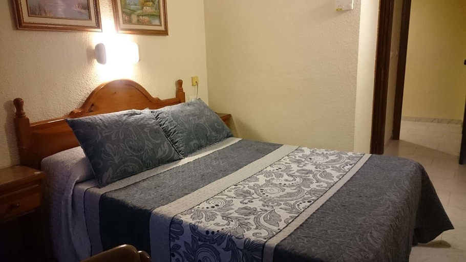 Bedroom 3, Hotel Restaurante Salvadora, Alicante