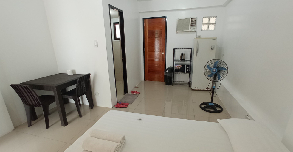 Bedroom 4, The Palines Apartment Hotel, Muntinlupa