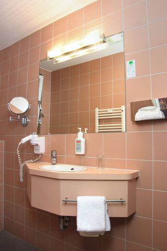 Bathroom 5, Helvetia Rooms – Self Check-In, München
