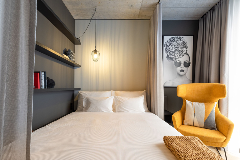 Bedroom 3, Radisson Hotel & Suites Zurich, Zürich
