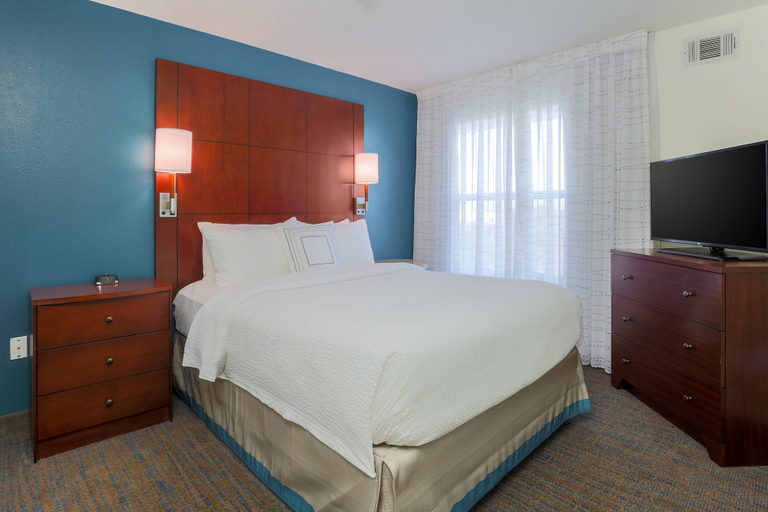 Bedroom 4, Residence Inn by Marriott Dallas Arlington South, Arlington
