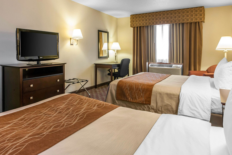 Bedroom 3, Quality Inn Defiance, Defiance