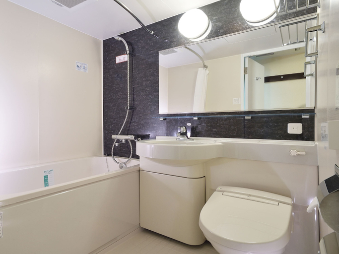 Bathroom 4, APA Hotel Haneda Anamori Inari Ekimae, Ōta