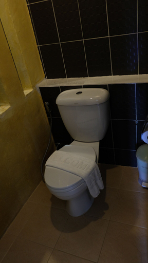 Bathroom 4, Suksompong Resort, Takua Pa