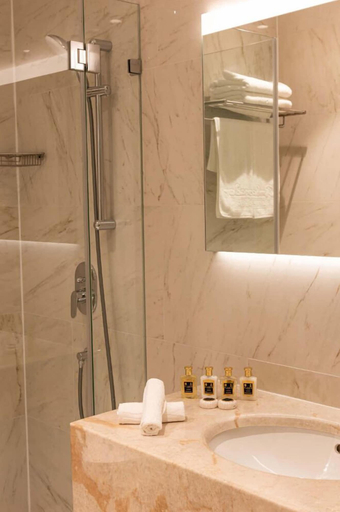 Bathroom 5, Ambassador Boutique Hotel, Jerusalem