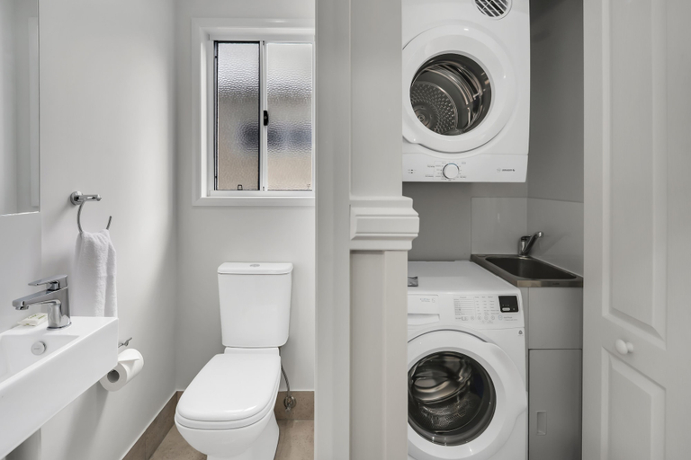 Bathroom 3, Ingenia Holidays Middle Rock, Port Stephens
