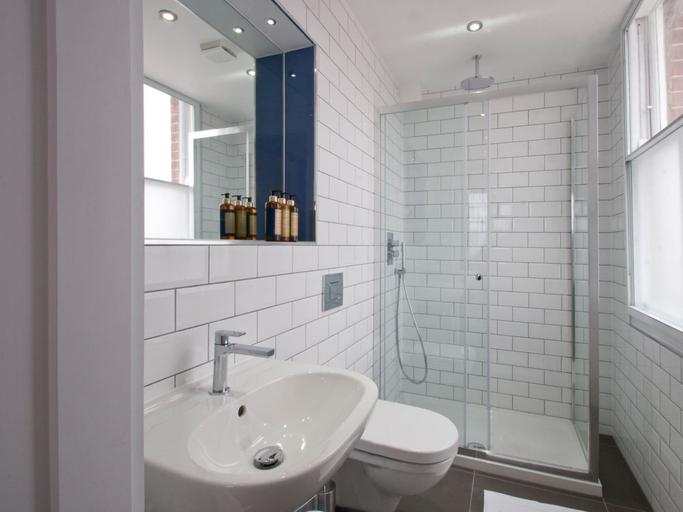 Bathroom 4, W12 Rooms, London