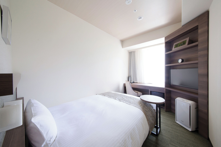 Bedroom 12