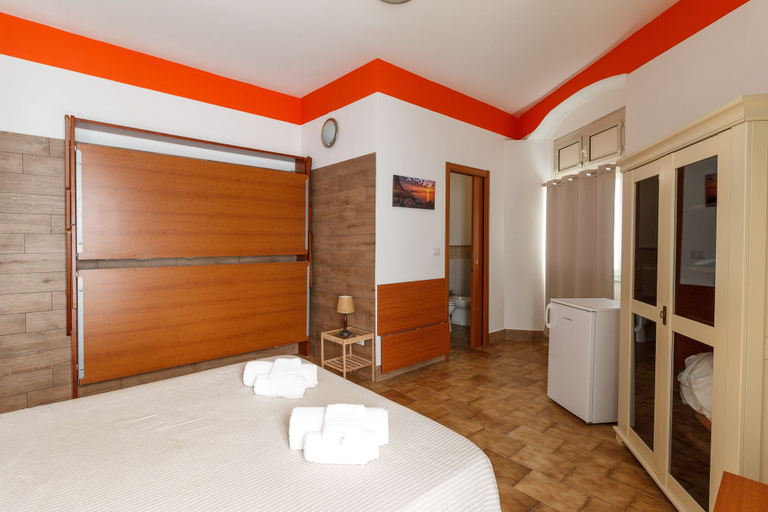 Bedroom 2, Agriturismo Il Gelsomino Ritrovato, Messina