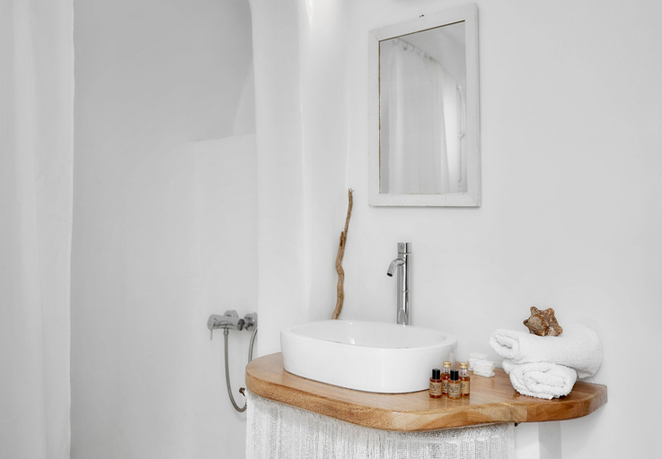 Bathroom 5, Finikia Memories Hotel, South Aegean