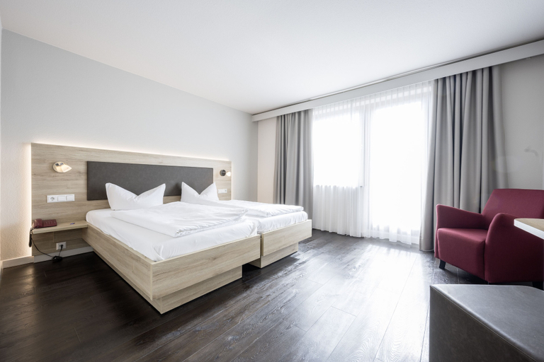 Bedroom 4, Landhotel Traube, Konstanz