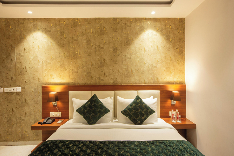Bedroom 2, Hotel Arch Suites, Delhi