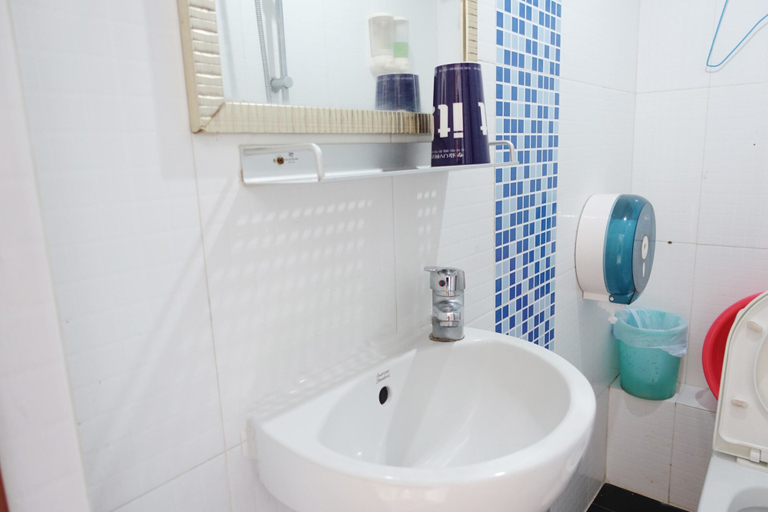 Bathroom 3, Wing Sing Hong Guesthouse, Kowloon