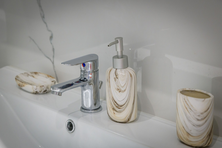Bathroom 4, Lush Emerald apt in the heart of Athens, Attica