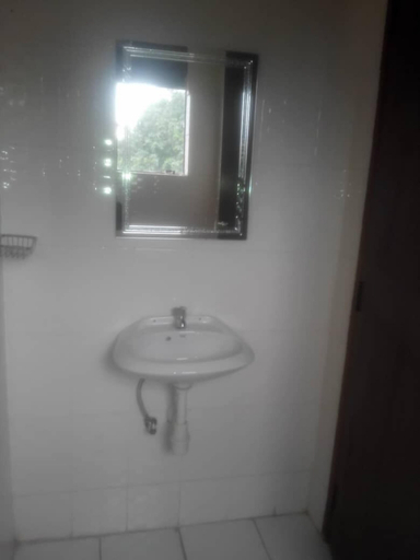 Bathroom 3, Coffee Tourist Motel, Jinja