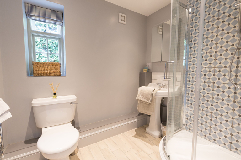 Bathroom 3, Church End Cottage, Milton Keynes